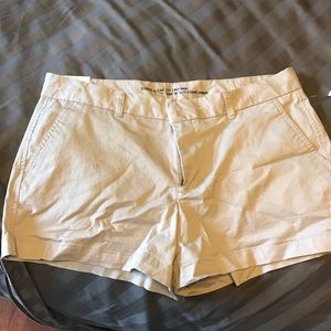 Gap Khaki Shorts NWT